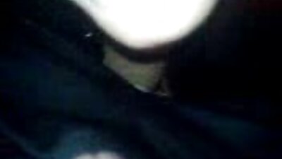 La atracción de formas maduras españolas casero ordenadas.